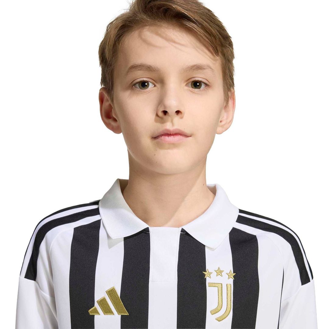 Juventus adidas Youth 2026/27 Home Replica Jersey - White
