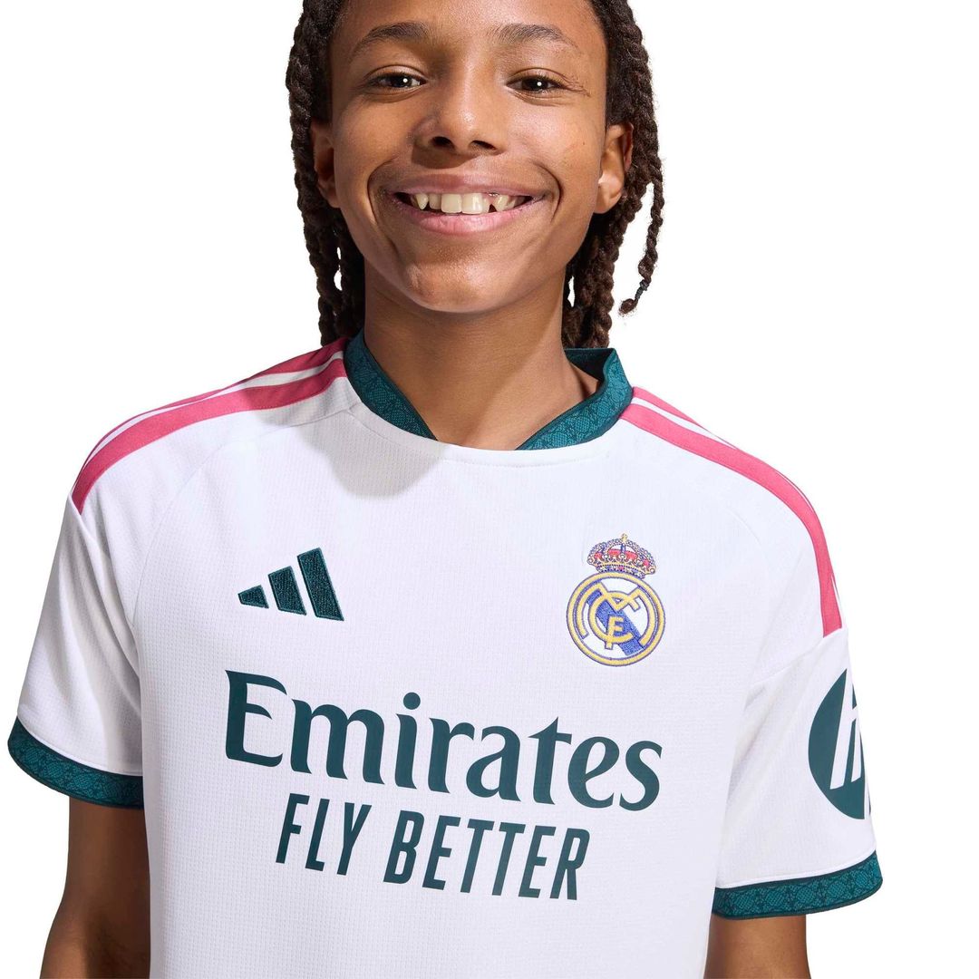 Real Madrid adidas Youth 2026/27 Home Replica Jersey - White