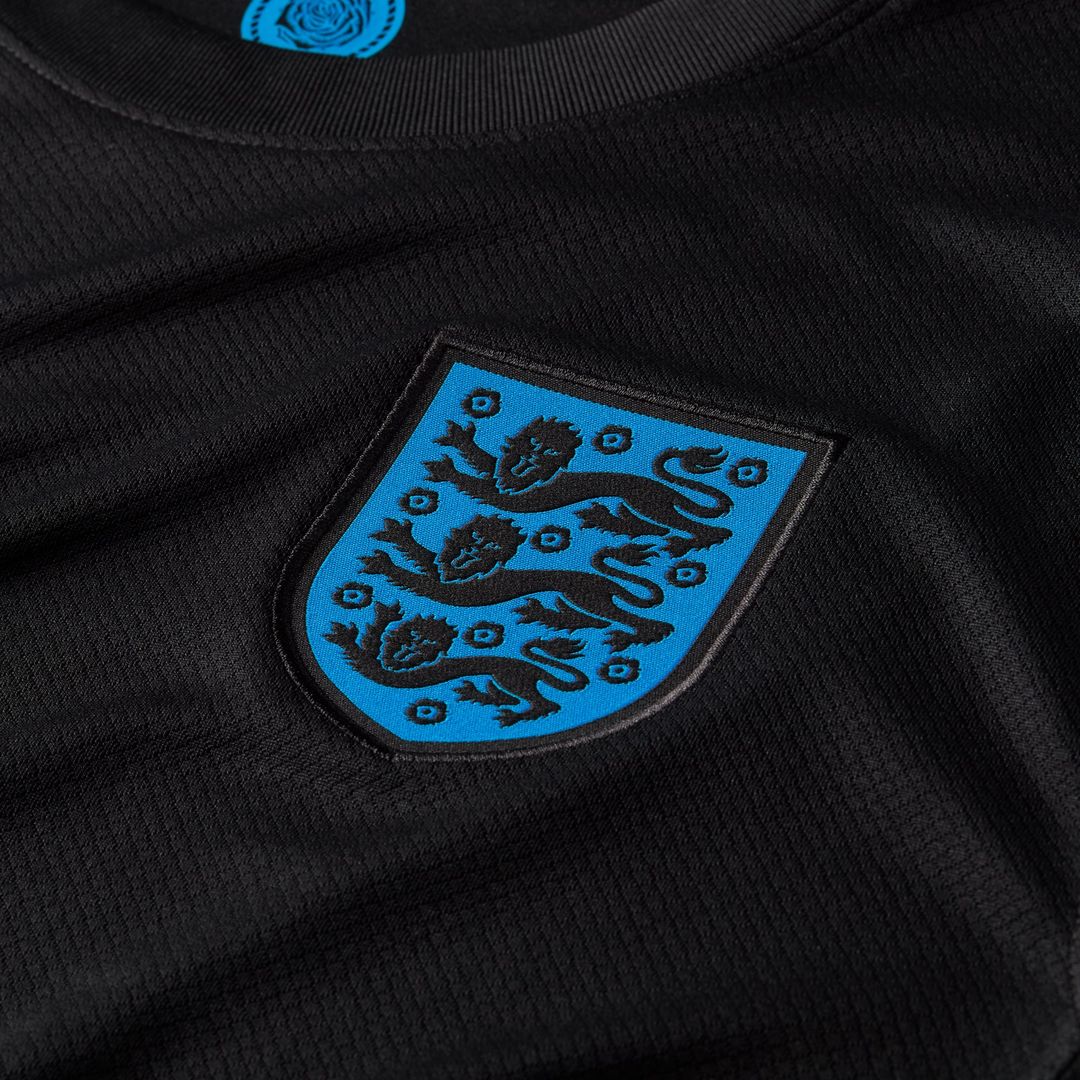 England Women's National Team Nike 2025/26 Away Replica Jersey - Black