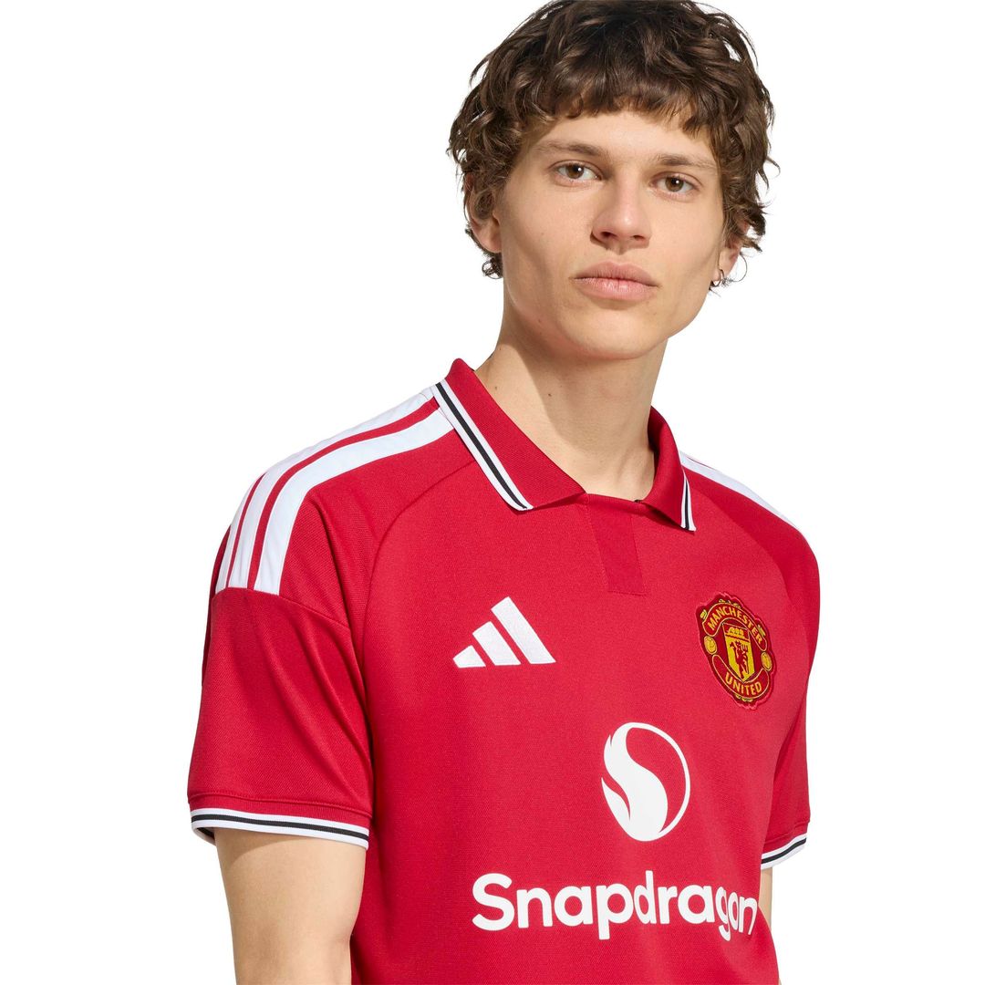 Manchester United adidas 2026/27 Home Replica Jersey - Red